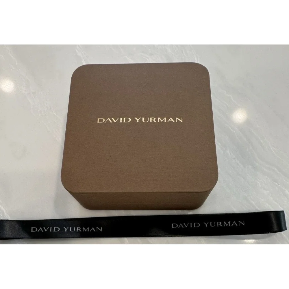 Authentic David Yurman Jewelry Presentation Box 4.5 x 4.5 x 2.25